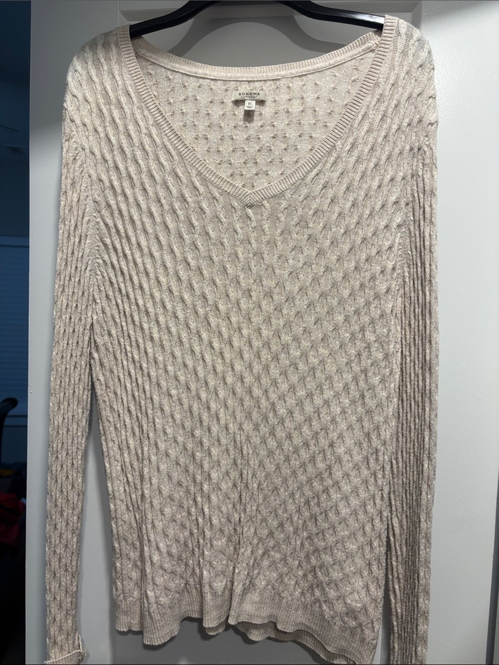 Cable Knit V-Neck Sweater in Cream